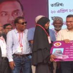 বগুড়ায় ৯৪১ পরিবারকে ‘ফ্যামিলি কার্ড’ দিলেন: প্রধানমন্ত্রী